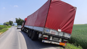 Mladý cizinec sedl za volant náklaďáku opilý