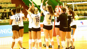 Volejbalistky VK UP zvítězily v Prostějově