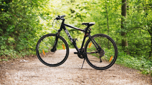 Z paneláku v Holici zmizela dvě kola