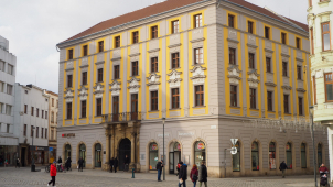 Historie olomouckých staveb: Salmův palác