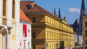 Historie olomouckých staveb: Hanácká kasárna