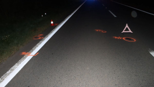 Mladík se vykašlal na sraženého cyklistu a zbaběle ujel