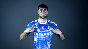 Sigma pokračuje ve zbrojení, podepsala obránce Lurvinka