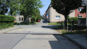 Policisté pátrají po řidiči, který srazil cyklistu