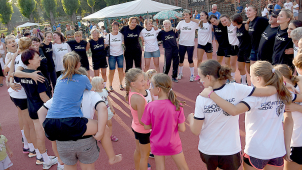 Černí vs. bílí aneb výroční zápas legend