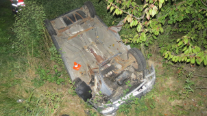 Při nehodě u Partutovic se zranila nezletilá spolujezdkyně