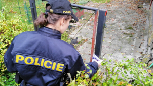 Policisté kontrolovali zabezpečení chat na Šternbersku