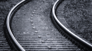 Vlak u Grygova srazil člověka