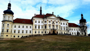 Ve vojenské nemocnici včera provedli osm odběrů