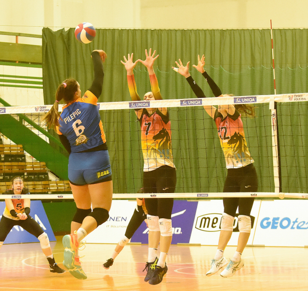 Volejbalistky VK UP vyhrály v Králově Poli