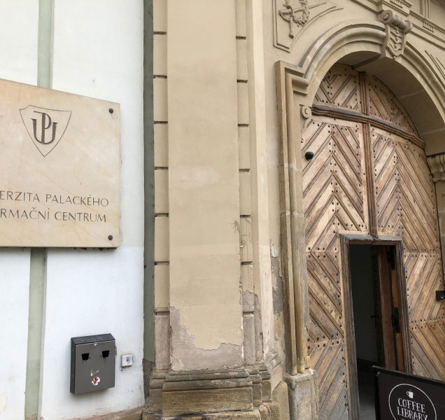 O funkci rektora Univerzity Palackého usilují čtyři akademici