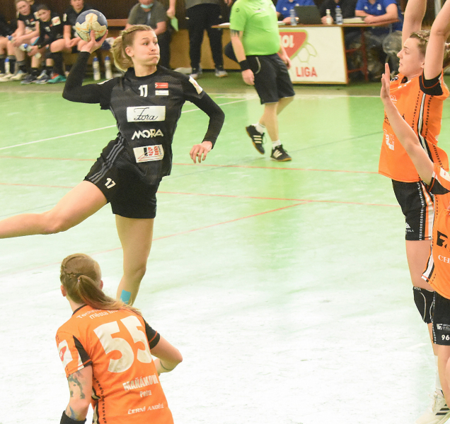 Doufám, že budeme ve finále, říká Kuxová