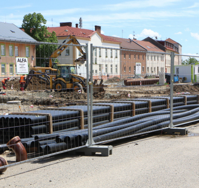 Stavba tramvajové trati na Nové Sady pokračuje