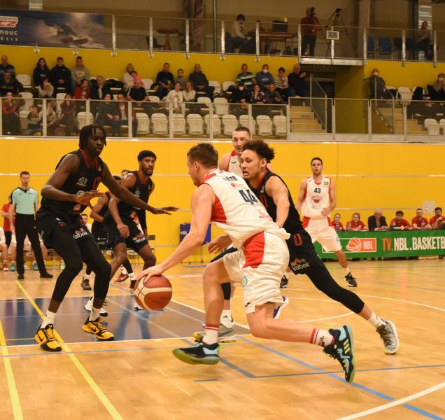 Basketbalisté BK REDSTONE podlehli Nymburku