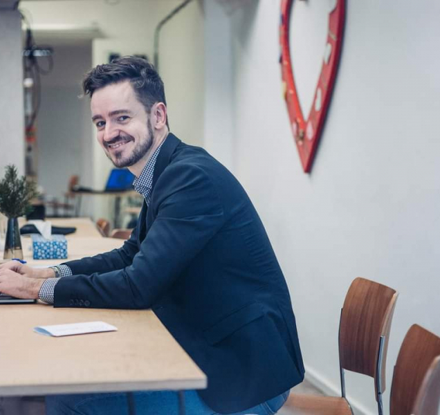 Komunálky se blíží, kandidátem na primátora u Pirátů bude Tichák