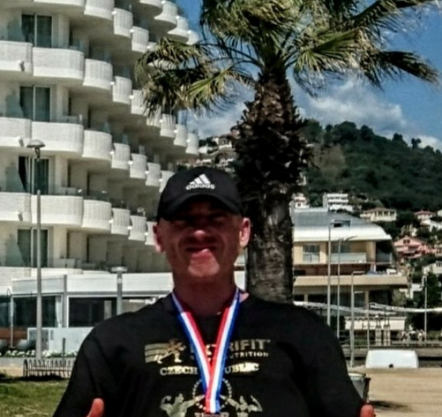 Kulturista Šerý dvakrát ve finále