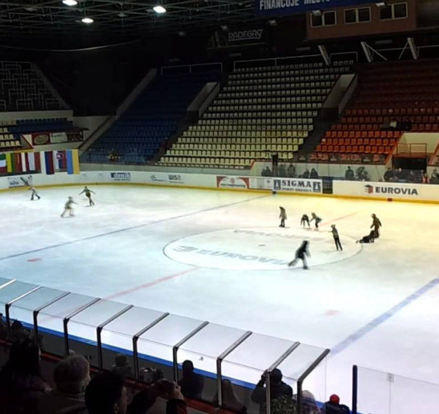 V akci osm českých tanečních párů