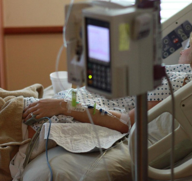 Vyšetřování brutálního zločinu uzavřeno. Oběť je na tom špatně