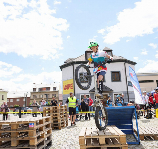 Tři tituly a tři medaile zůstaly doma