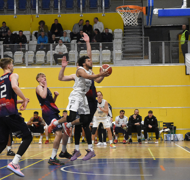 BK REDSTONE čeká těžký test na půdě obhájce titulu