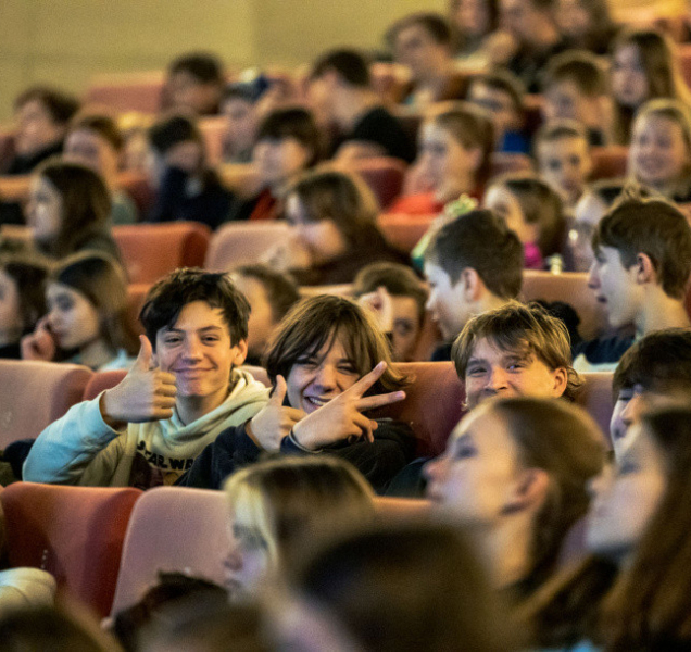 Michal Nesvadba, Klára Kneblová a další: zábavná talk-show pro olomoucké školáky