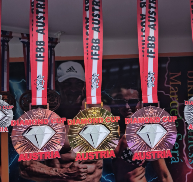 Kulturista Patrik Šerý veze medaile z Rakouska