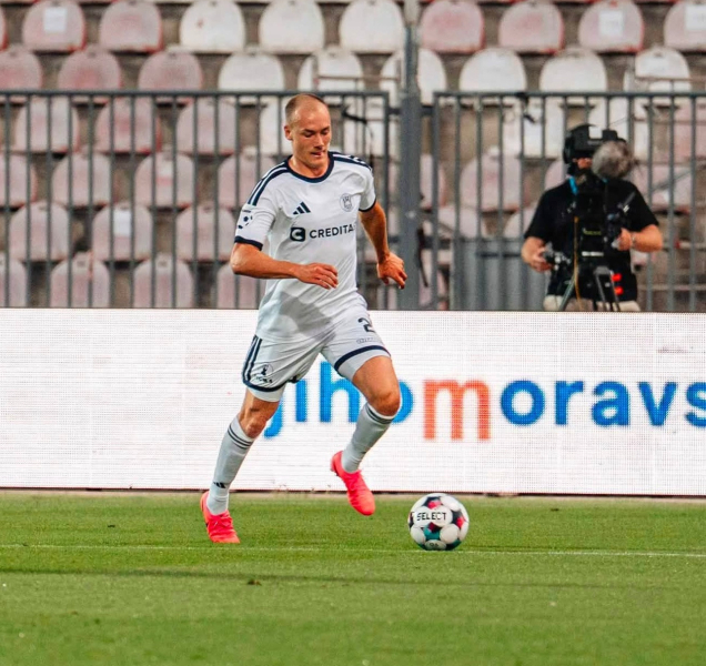Fotbalisté SK Sigma zlomili nováčka v závěru
