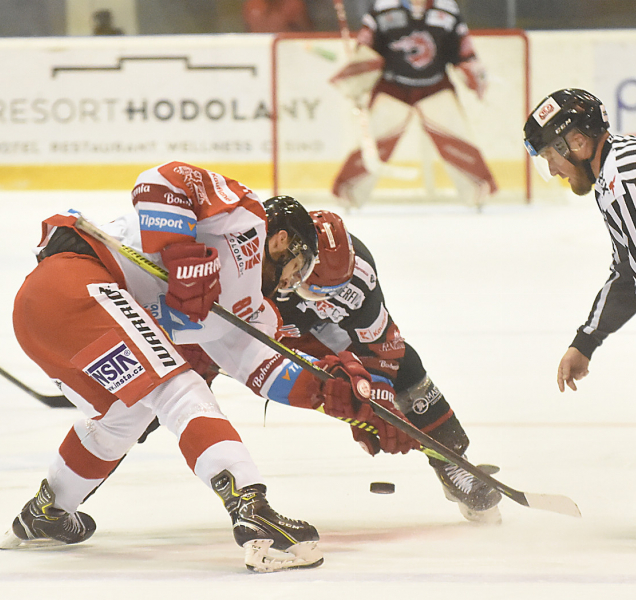 Mora v Hradci vedla, ale nakonec nebodovala