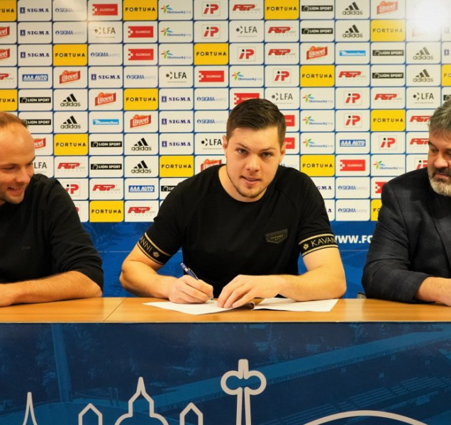 Gólman Mandous má nový kontrakt s SK Sigma