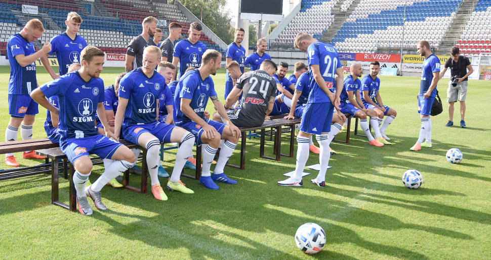 Fotbalisté SK Sigma Olomouc pózovali fotografům