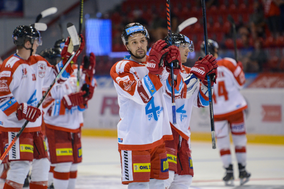 Třetí výhra v řadě – Mora zvládla duel v Hradci