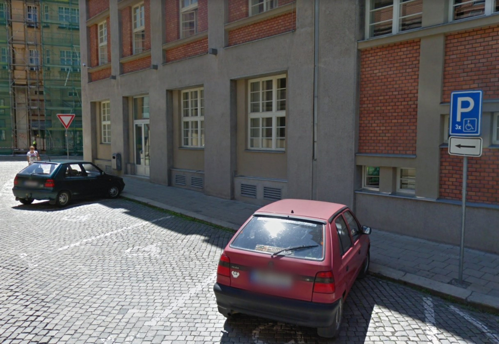 Za parkování teď v Olomouci musí platit invalidé i elektromobily